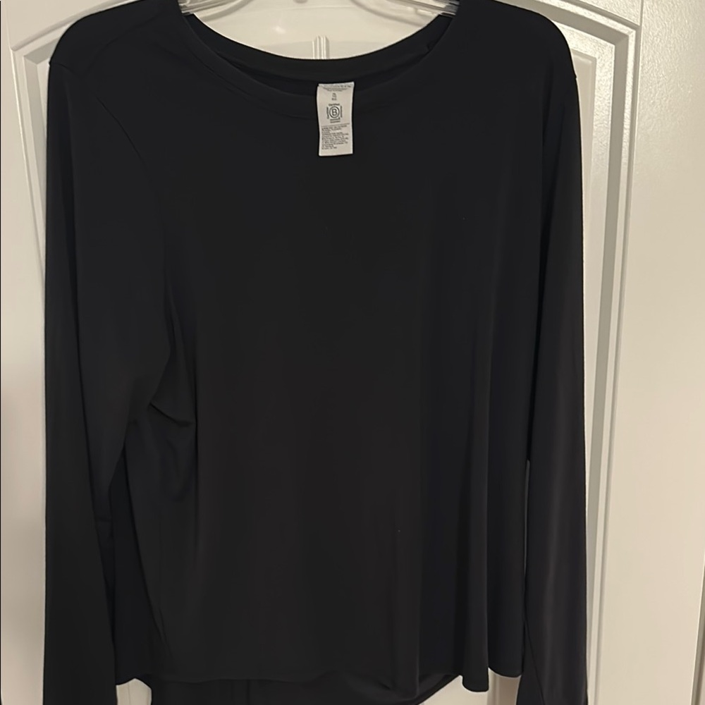 Athleta Revive Black Long Sleeve T-shirt Casual Fit